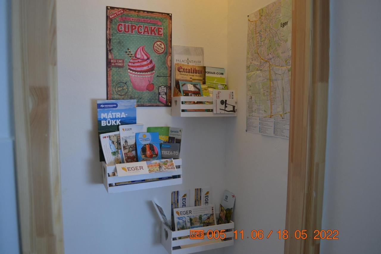 Sziget Apartman Eger Eksteriør billede