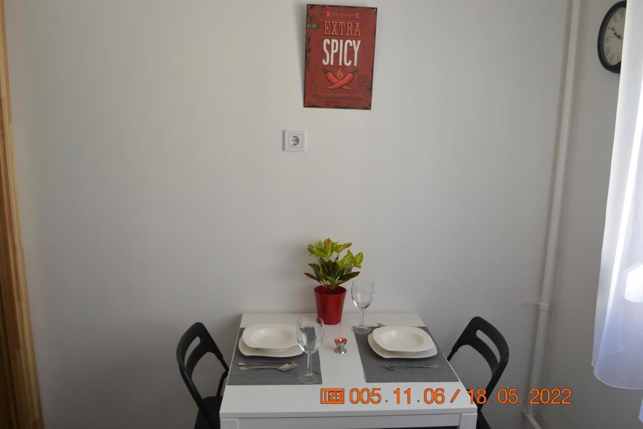 Sziget Apartman Eger Eksteriør billede